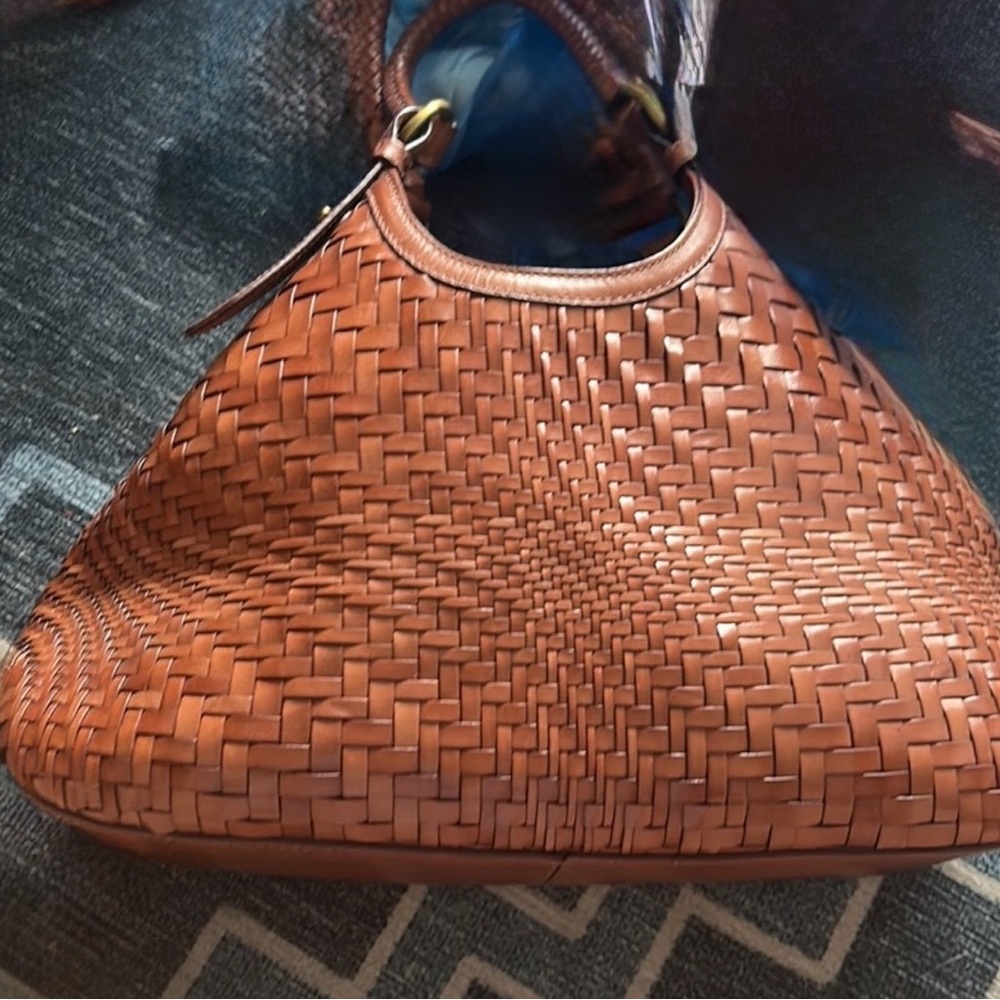Cole Haan LIMITED EDITION Genevieve Woven Shoulder Bag in Sequoia - Picture 7 of 10